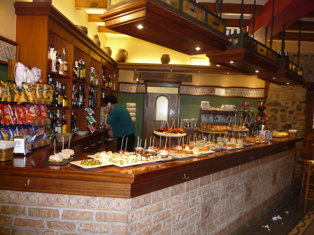 Hotel Rural Los Roturos Maestu Esterno foto